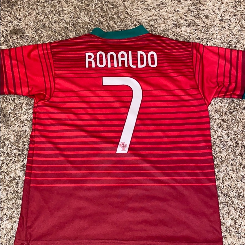 Boys Cristiano Ronaldo 7 Portugal jersey red green
